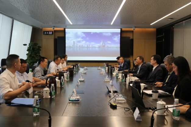 深交所副总经理李袁辉到访新盛娱乐集团(图1) 深交所副总经理李袁辉到访新盛娱乐集团(图1)