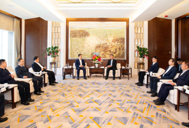 河南省政府代表团到访新盛娱乐集团(图1)